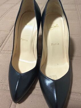 Christian Louboutin Black Pointed-Toe Leather Pumps